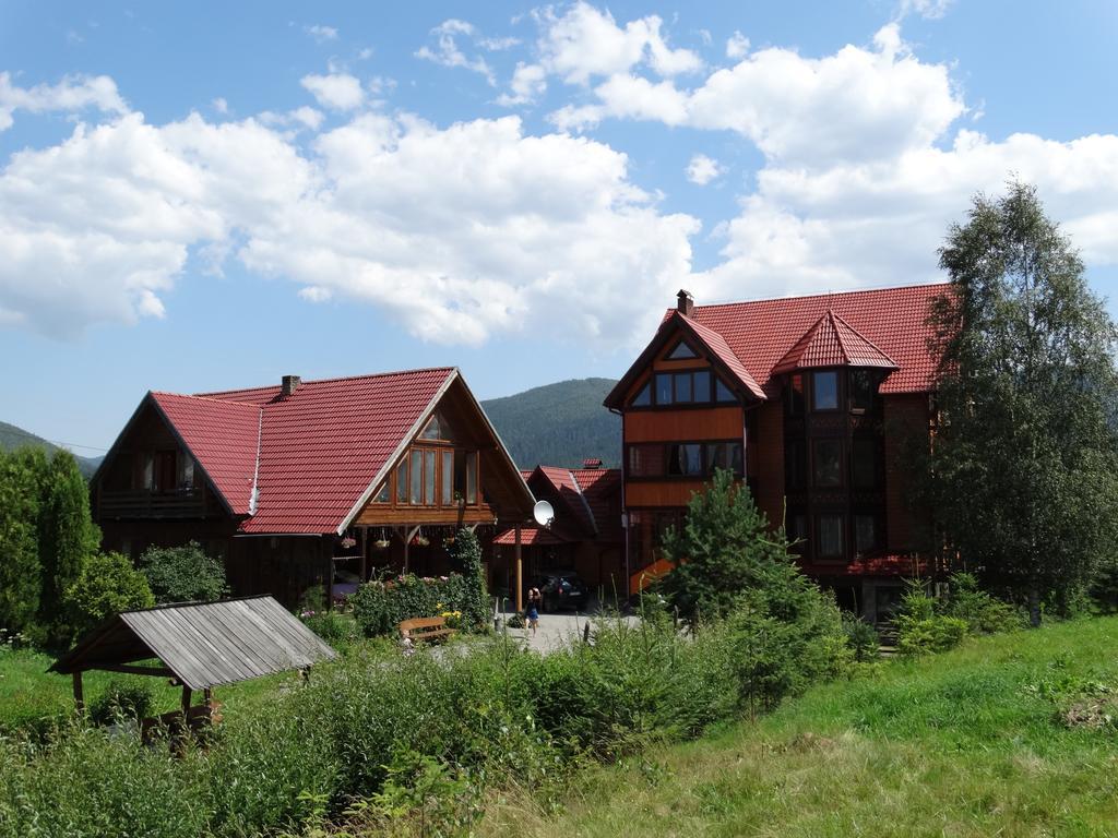 Gostynniy Dvir Raytshtoky Hotel Vorokhta Exterior photo